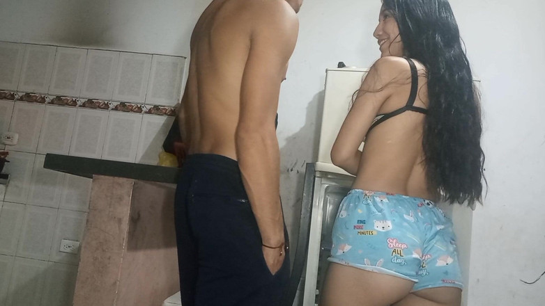 gledyxxx: Chị kế, nếu chị thèm khát như tôi đã nói với...