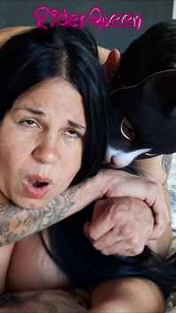 Riderqueen Fucked, Video untuk Peminat dan Pengikut