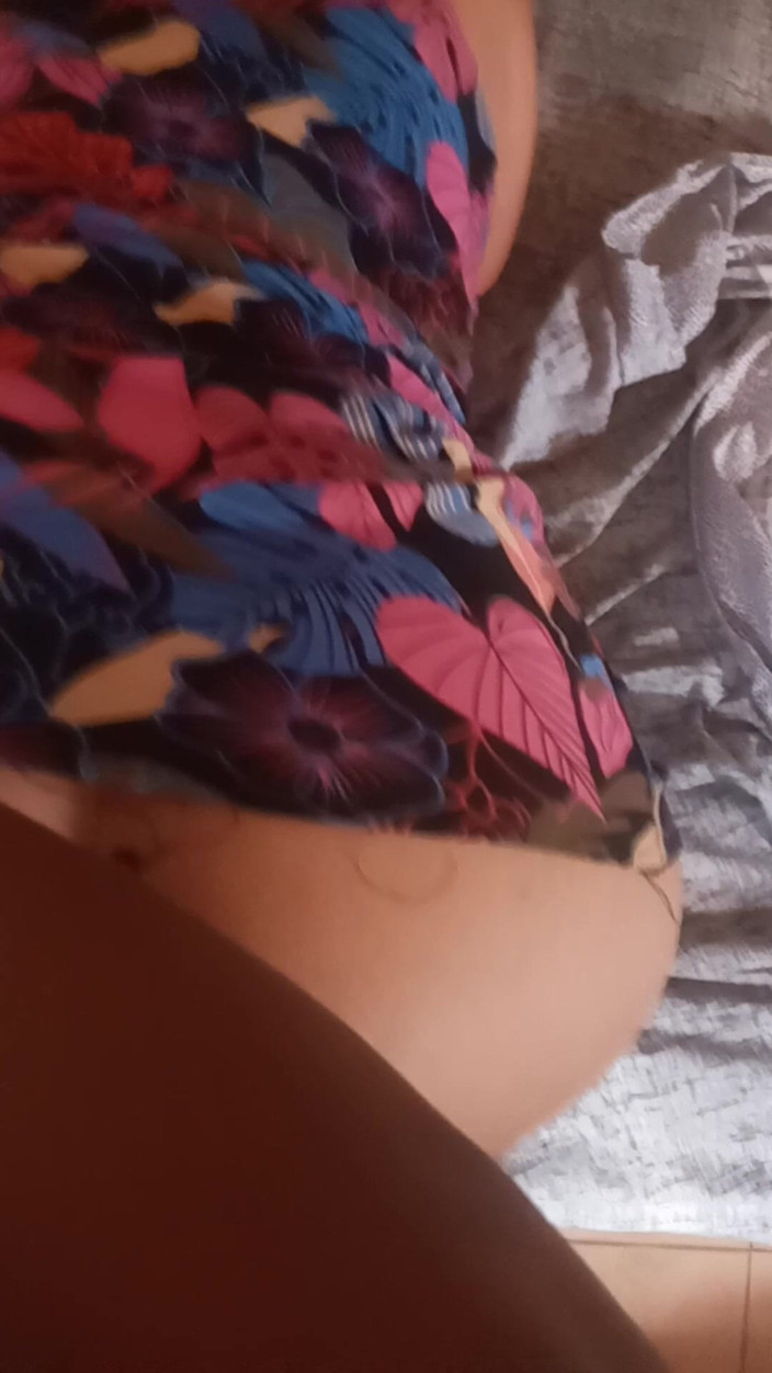 E-Alfa: Шлюха моей соседки легко