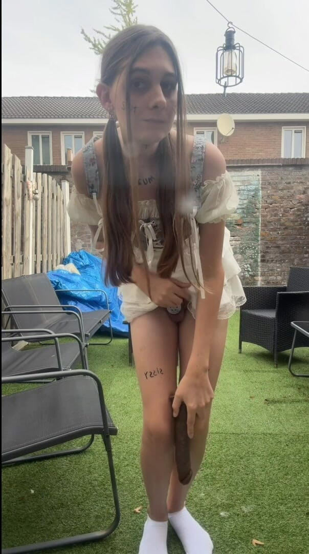 jessiesissyadventures: Posso essere la tua fidanzata sissy troia?