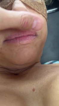Il preludio della serie porno di un duro scopata in macchina. Intellettuale fetish arte sesso.