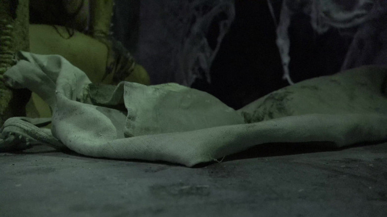 Horror porn: Lucah seram 17: labur wanita