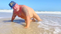 Hand-Free-Daddy-Chub: Dieser alte hetero-veteran am fkk-strand ließ mich ihn filmen!