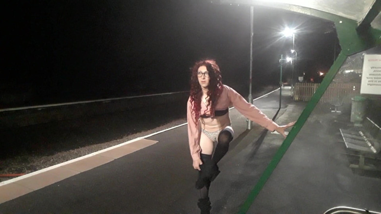 The Midnight Minx: Stripping at the train station