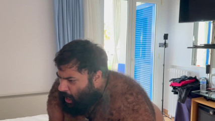 BTrucker77: Sitges'te semmly bear feet