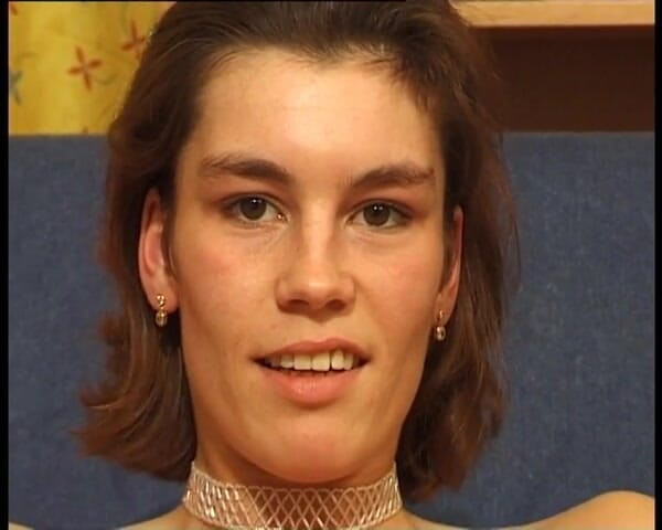 YOUR FIRST PORN: Honig Bienchen 2 - Kim Privat Honey Bees 2 - Kim Private