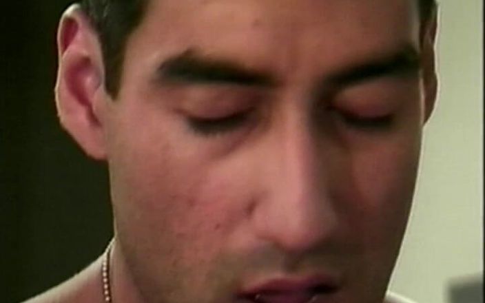 Gay 90's Vintage Porn: Audaz cuerpo masculino exploración # 4