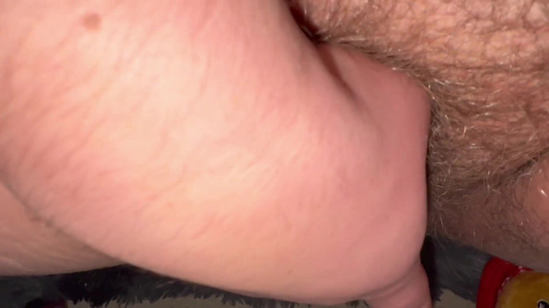 SoftBakedAfterDark: Трахаю себе в шафі