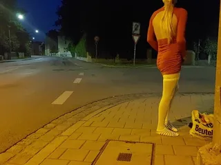 Sissy Wants to Get Cought in the City