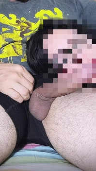 Une demi-sœur se fait baiser la bouche par surprise