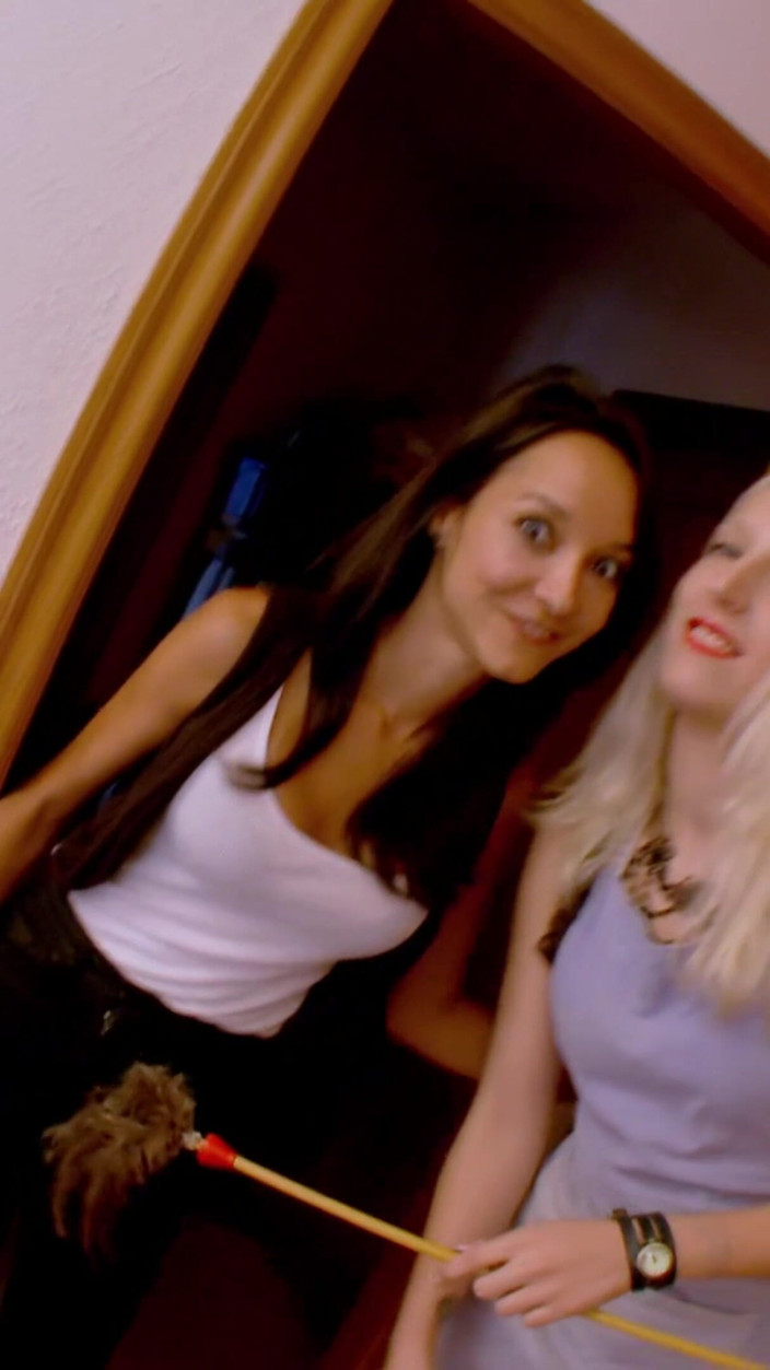 MMM100: Sexy Video: Liz-rainbow_francys-belle_mo_01