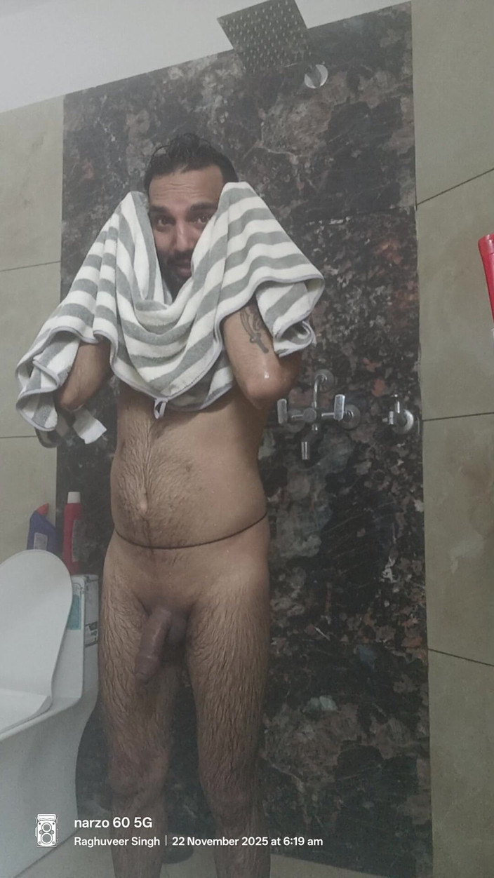 Rajasthani-old-lover: Pegawai India