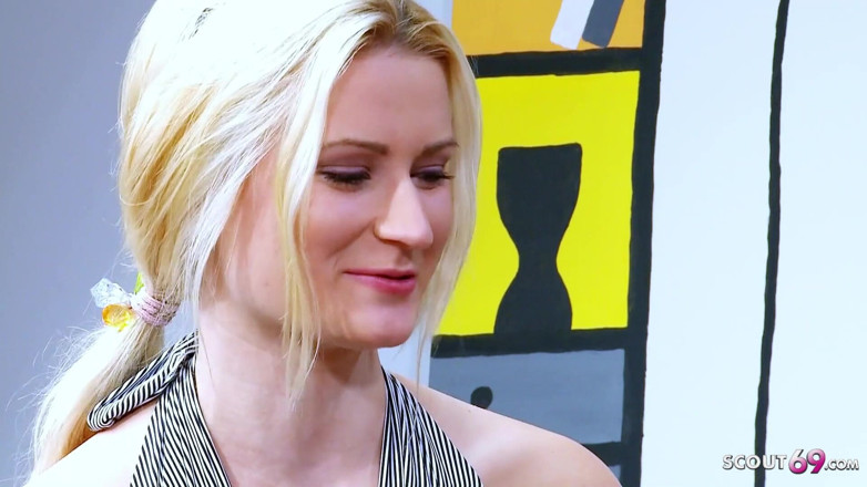 Full porn collection: Geiler dünner teenager wird von stiefvater gefickt und bekommt cumshot