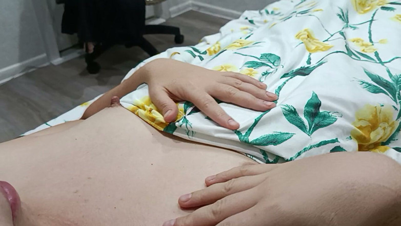 OniSoi: POV MILF with Hard Nipples Masturbates Pussy in Bed