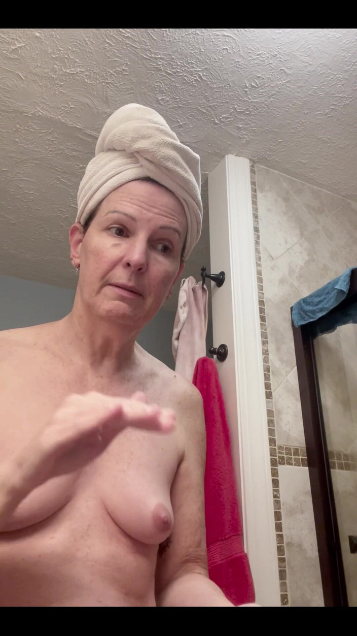 bethmckenna: Je to skoro víkend.