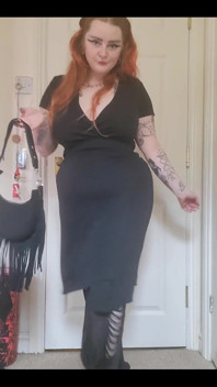 Serving You Morticia Addams Vibes