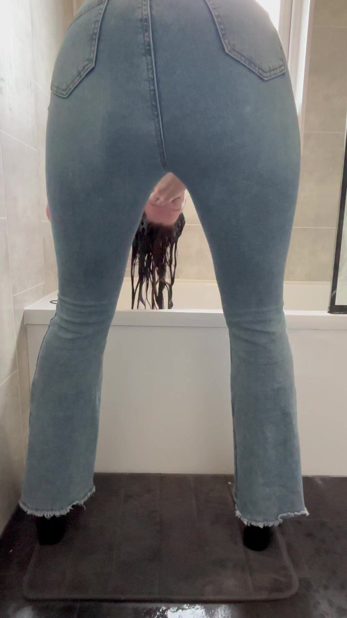 Tattooedsammie: Lavar el cabello en los talones