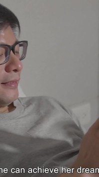 Eleva curvă Stacy alege băiatul rău în locul tocilarului