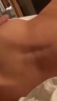 Světový rekord! 5krát stříká během análního šukání nohou!