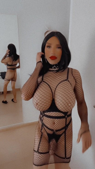 Sissy Slut Brianna: – 나는 순진해 보이지만 당신은 내 생각을 봐야합니다