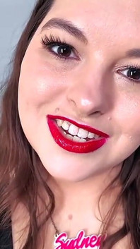 Cheating with Secretary's Red Lips