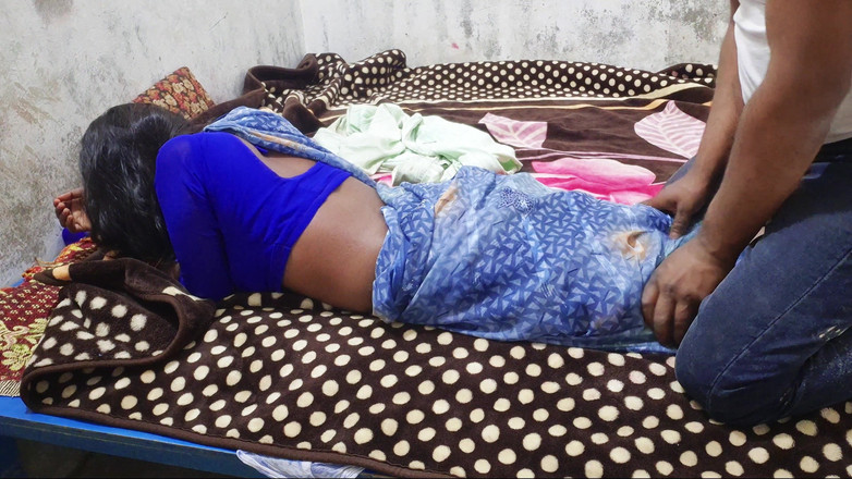 ExcitedWomen: Романтическая пара трахается в спальне, индийская бхабхи дези