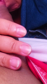 Secretos de la familia: ella me pidió que no le diría nada a mi padrastro ni a mi novia, entré en su coño