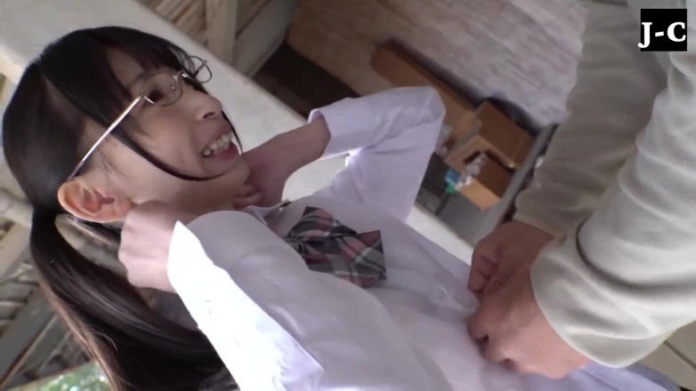J-Cams: Thrilling Lift-up Passion and Daring Exposure Ignite Taboo Desire - B