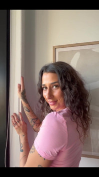 Do You Like the Way My Booty Jiggles?