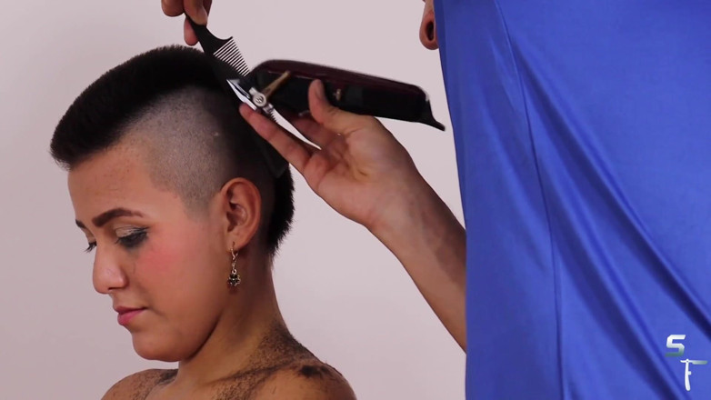 Shave Flix: Karla