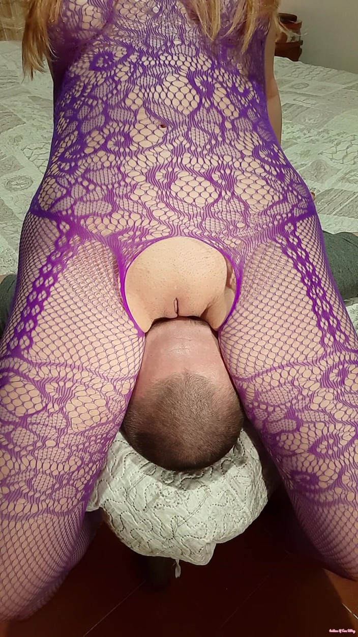 goddess82: Du måste lida under mig medan jag leker med min...