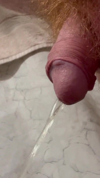 Close-up Piss