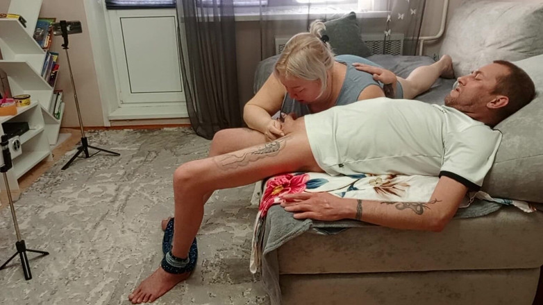 Zona901: Сусід робить мінет, щоб насолодитися гарячою густою спермою