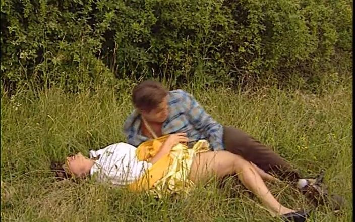 MMV Films XXX: Красотка и чудовище (фильм целиком)