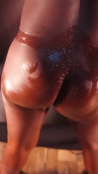 Lola Black XXX Ébano Culo Guiñando Un Guiño
