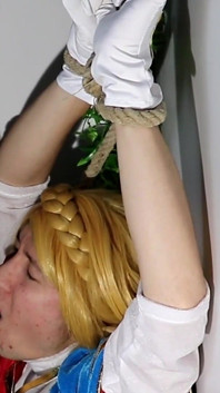 Femboy Zelda captured by Ganondorf