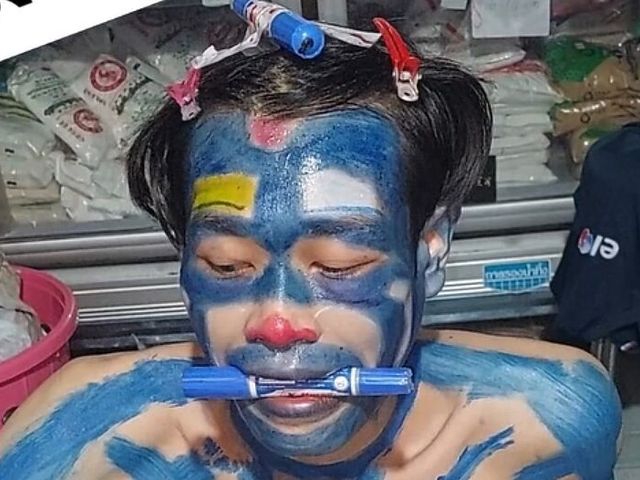 Clown likes to play with colors part 6 (Clown likes to play with colors. Aol)