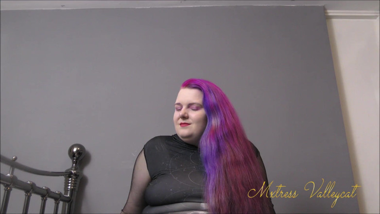 Mxtress Valleycat: ผมยาวสีสันสดใส