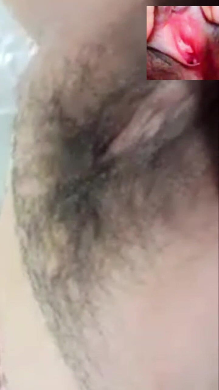 rajahutan44: Fată Asiatică Își Arată Vaginul Și Sânii Mari