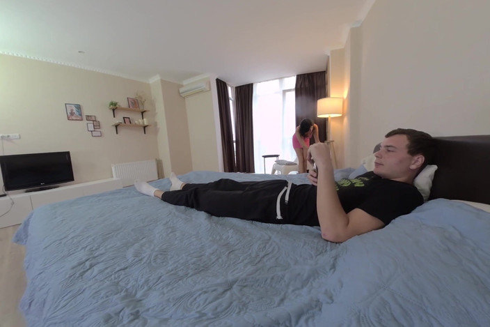 Vrx clouds: Adam komşuyu mastürbasyon yaparken gördü ve onunla sevişti