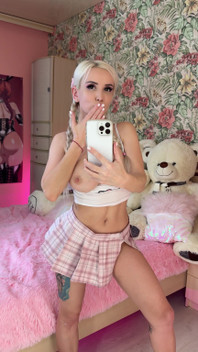 How Cute Is This? 5 Minutes Before the Start of Filming a New Hardcore Video