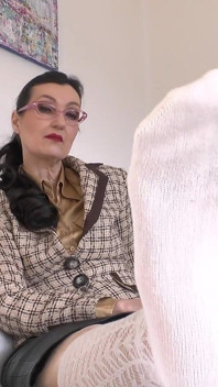 Sniff My Cheesy Feet Before Santa Claus Arrives! Lady Victoria Valente