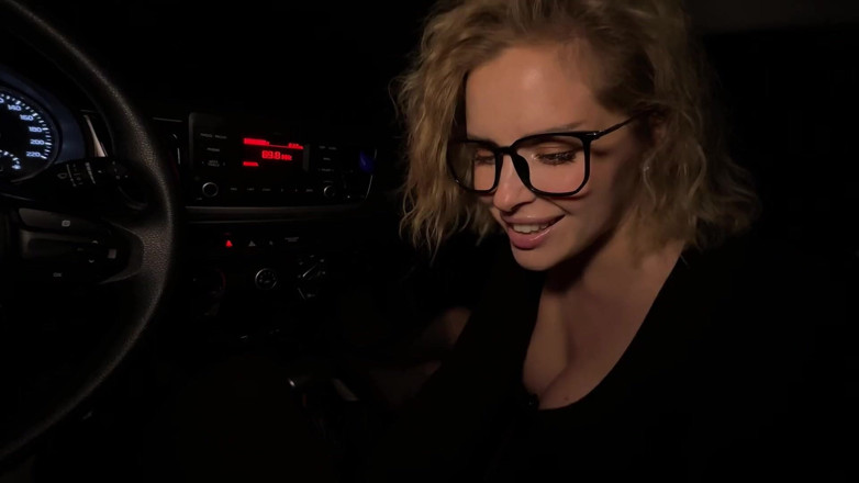 BootyFrutti: Desperate Taxi Driver Takes Payment in a Way He Never...