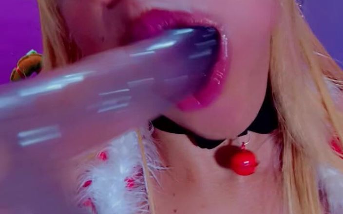 Barbychocolat: La bambolina di babbo natale ama ballare sexy para ti...