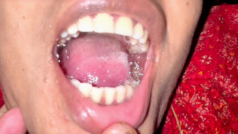 HOT_RUHI002: Desi dorffrau volles sexvideo