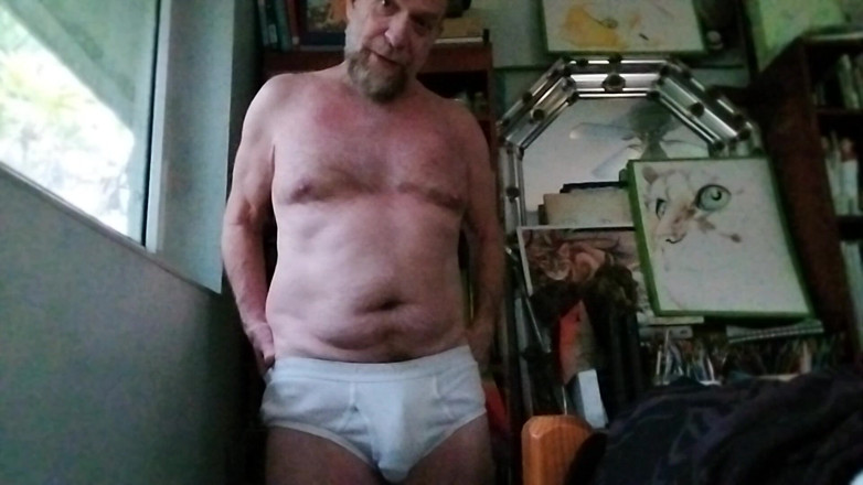 Hairyartist: Îmbrăcăminte de mândrie