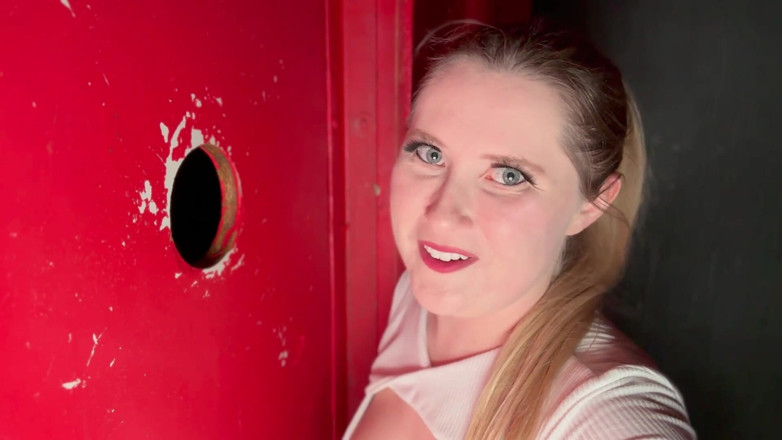 Island Boy Vids: Gloryhole Fantasies: Emma Shay