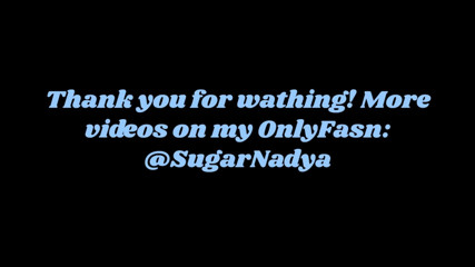 SugarNadya: 가장 좋아하는 고객의 두꺼운 자지를 빨아주는 SugarNadya
