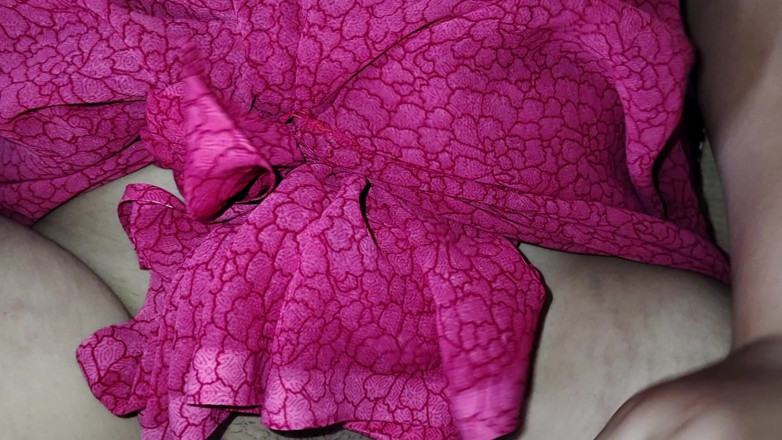 Desigirl37: Stavo mottendo la casa, ero sul capo e la schiena...