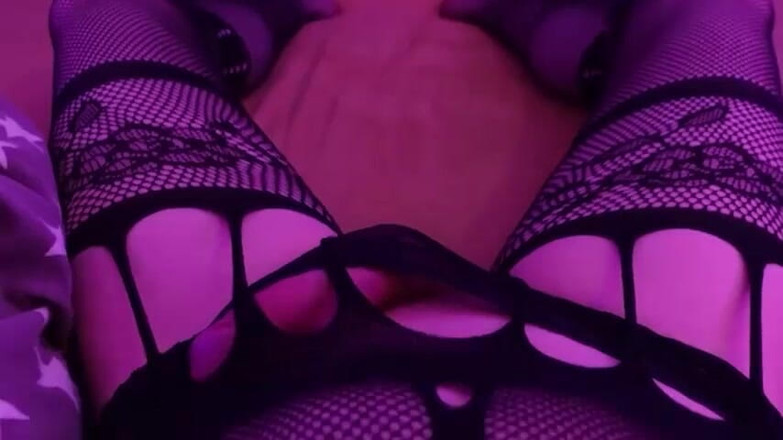 Fer fer sissy: वीर्य निकालने देता है डैडी